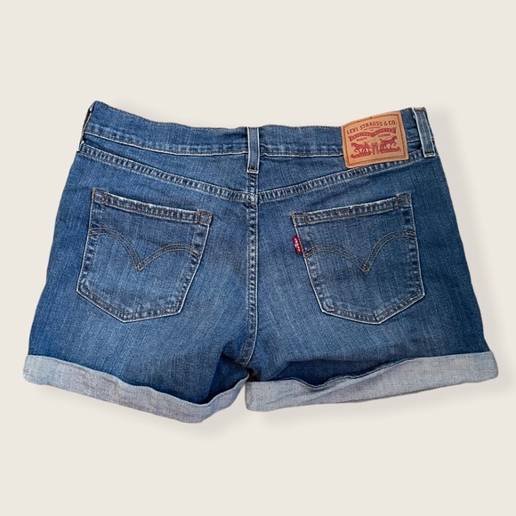 Levis denim shorts size 28 30” - Picture 2 of 4